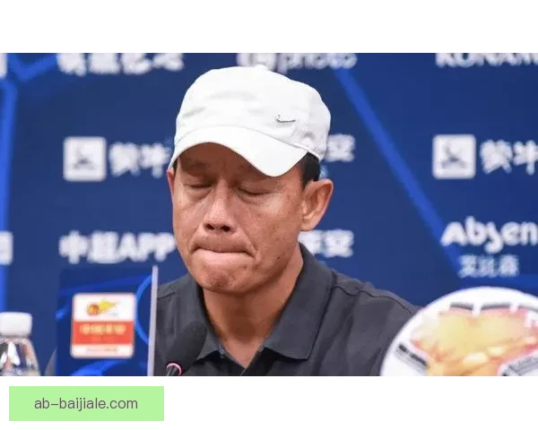 阿森纳球员公开吐槽引援策略引发俱乐部内部争议升级舆论持续发酵